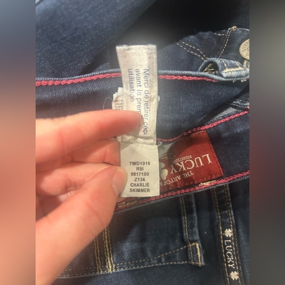 Lucky Brand Charlie Skimmer Jeans Women’s 2/26 Split Hem Dark Wash - Picture 6 of 12